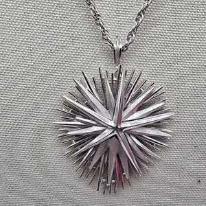 Crown Trifari Vintage Star Burst Necklace Silver Tone